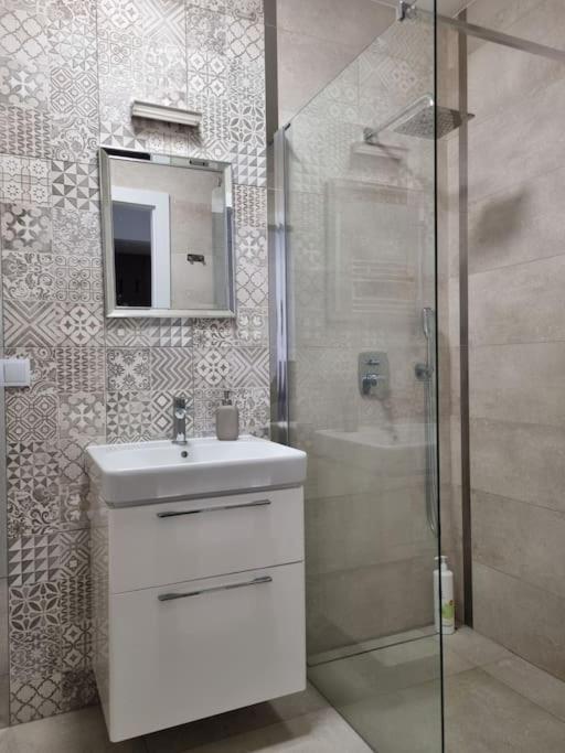 Apartament Rejtana Лешно Екстериор снимка